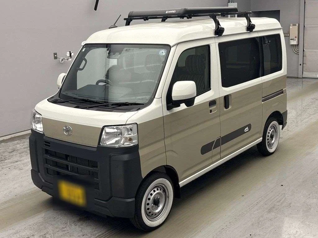 Toyota Pixis Van S700M 2024